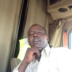 Meet your Posher, Omar